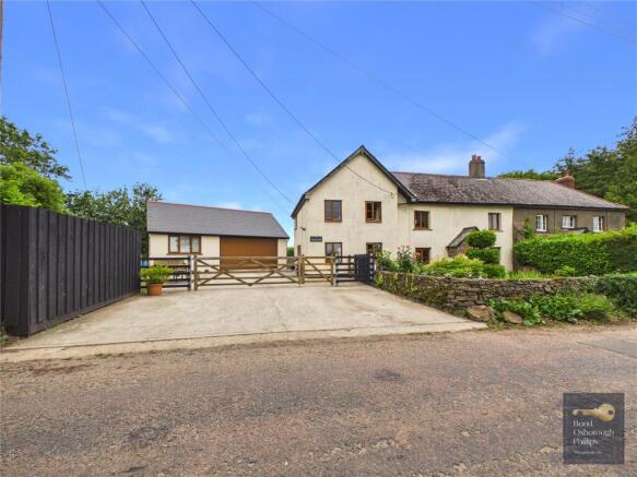 3 bed property, in Ebberley, £430,000