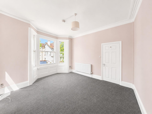 2 bed property, in Springfield Road, £400,000