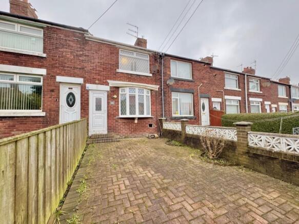2 bed property, in Beech Avenue, £45,000
