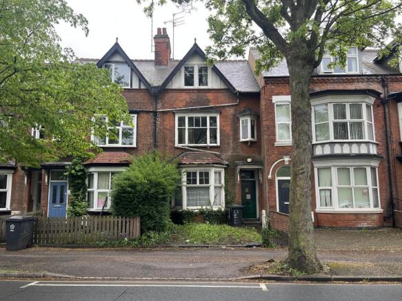 5 bed property, in 328 Victoria Park Road, £200,000
