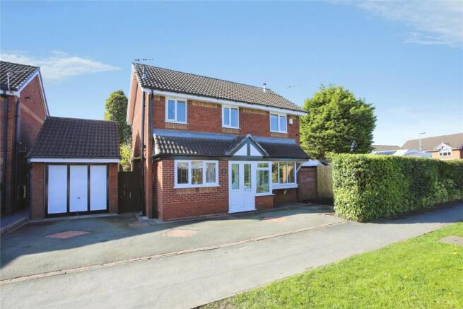 3 bed property, in Green Lane, £525,000