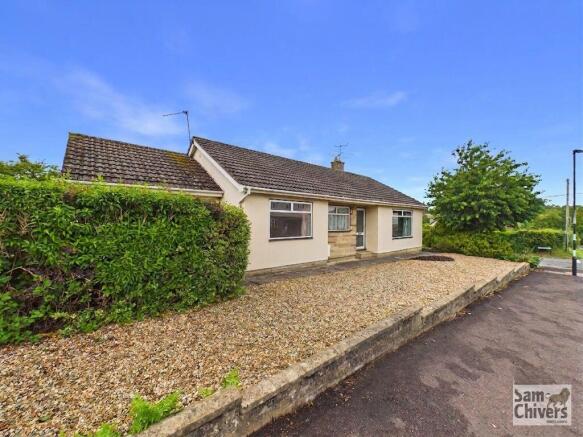 3 bed property, in Underhill Lane, £385,000