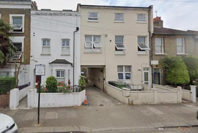 5 bed property, in 9 Aldis Street, £965,000
