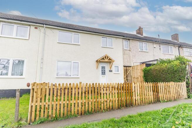 3 bed property, in Hyndley Road, £145,000