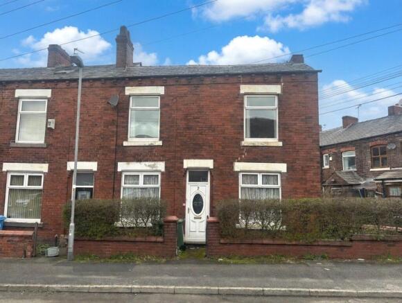 3 bed property, in Brooklands Avenue, £160,000
