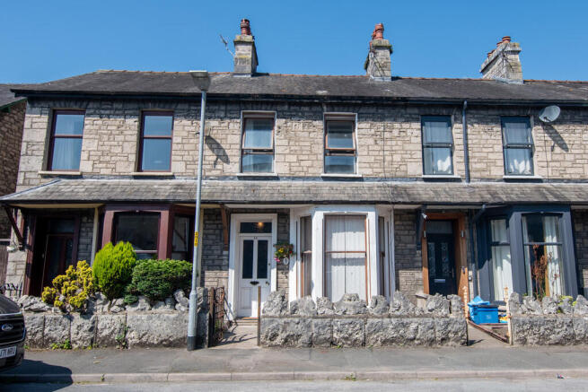 3 bed property, in 12 Howard Street, £260,000