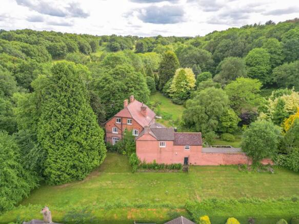 5 bed property, in Stratford House, £899,950