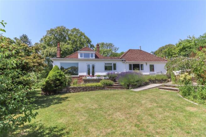 4 bed property, in Tytherley Road, £800,000