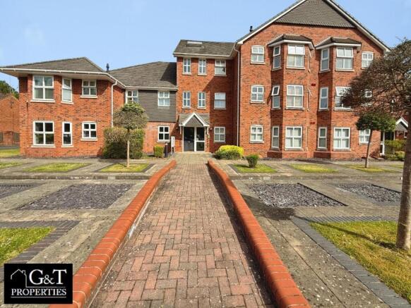 1 bed property, in Crownoakes Drive, £135,000