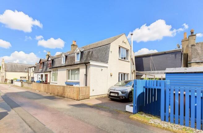 3 bed property, in 7 Burntisland Street, £199,500