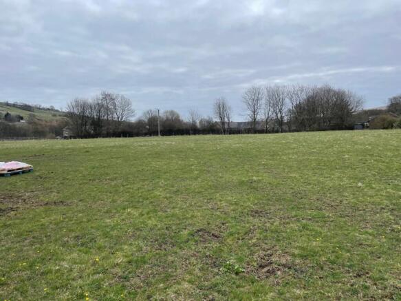 Land, in Longdale Grove, £300,000