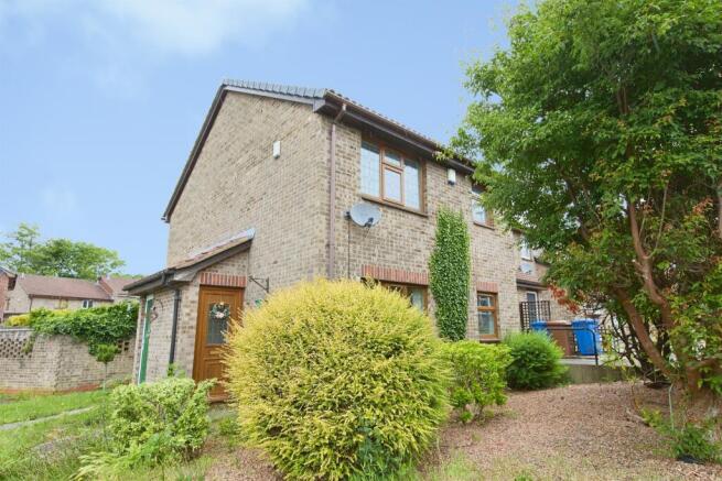 1 bed property, in Swinderby Drive, £145,000