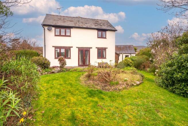 4 bed property, in Marl Lane, £375,000