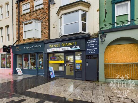 1 bed property, in Dovecot Street, £20,000