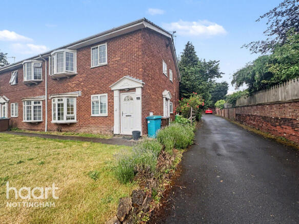 2 bed property, in Gregory Court, £150,000