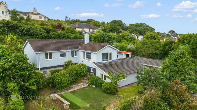 4 bed property, in South Milton, £775,000