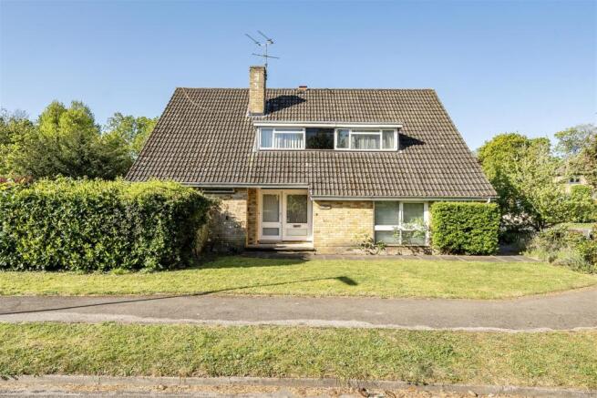4 bed property, in Church Meadow, £1,100,000