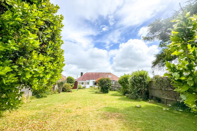 2 bed property, in The Paragon, £425,000