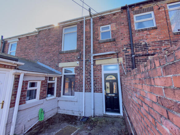 1 bed property, in 5A, £20,000