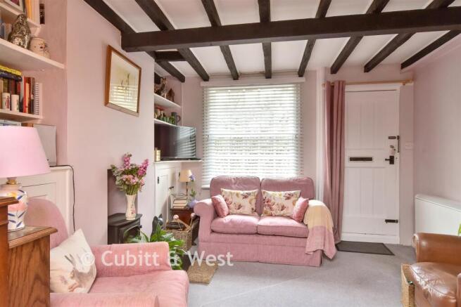 2 bed property, in St. Martin's Lane, £525,000