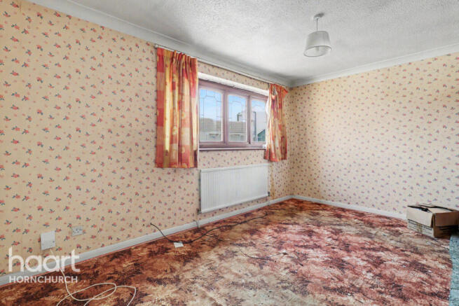 3 bed property, in Coltishall Road, £375,000