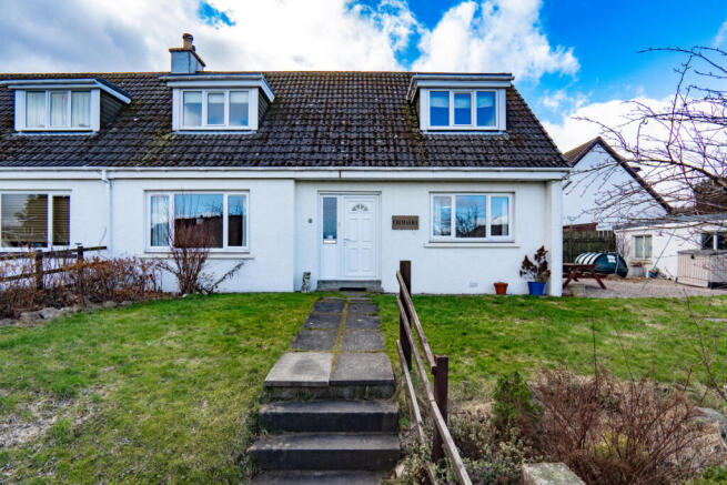 3 bed property, in Castleton Of Blairfindy, £180,000