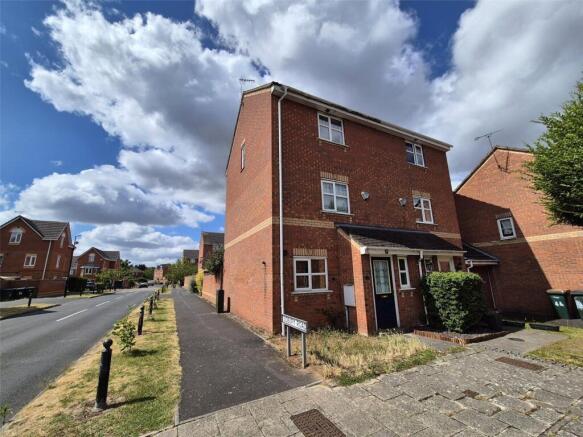 3 bed property, in Witnell Road, £252,000