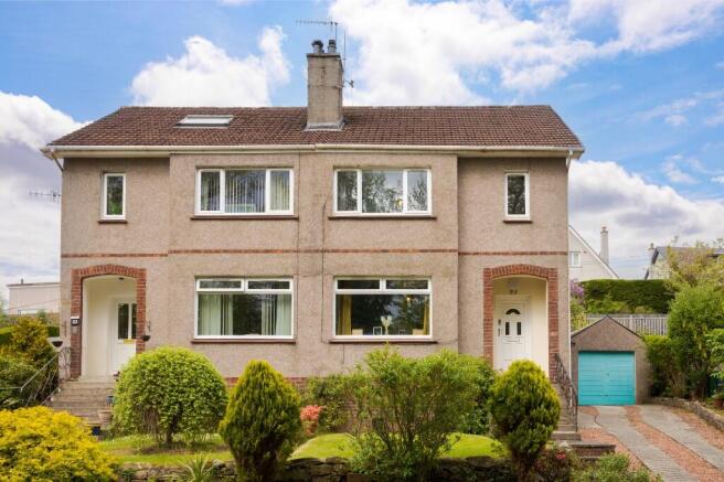 3 bed property, in Napier Avenue, £265,000