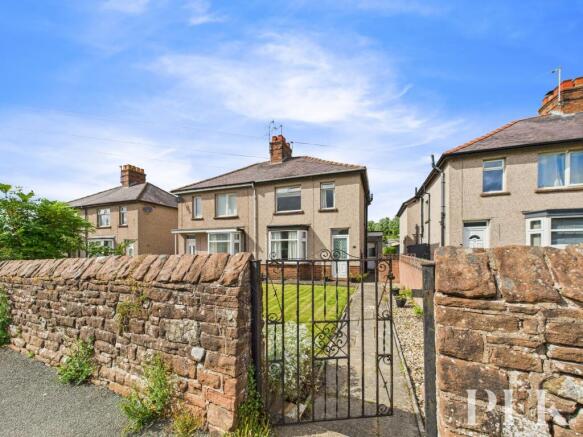 3 bed property, in Carleton Road, £235,000