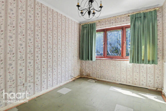 3 bed property, in Coltishall Road, £375,000