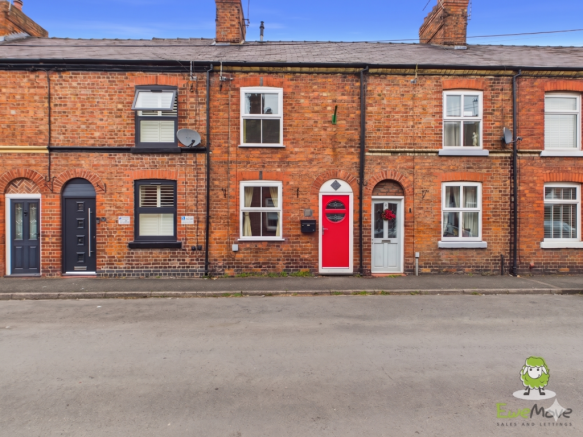2 bed property, in 10 Orchard Street, £165,000