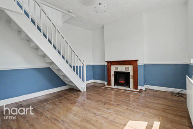 1 bed property, in Broadgate Lane, £180,000
