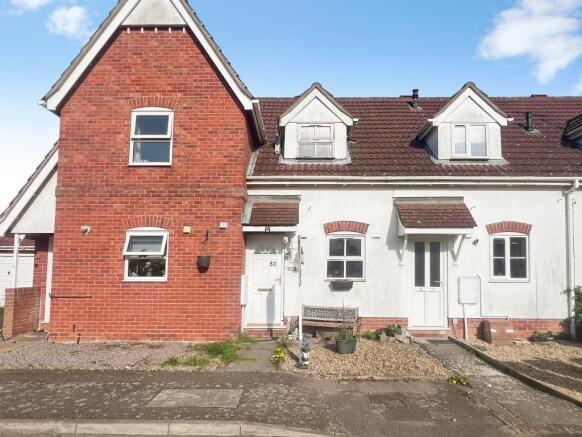 1 bed property, in Heron Road, £100,000