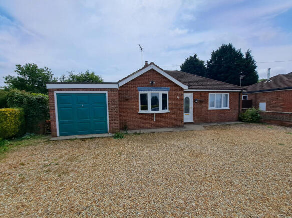 3 bed property, in Delph Road, £240,000