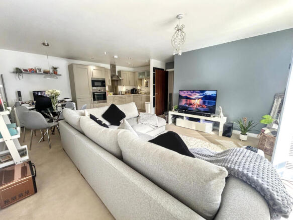 2 bed property, in Worsdell Drive, £175,000