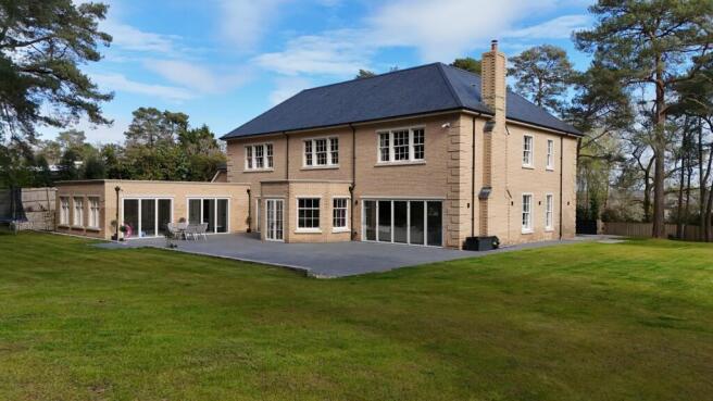5 bed property, in Avon Castle Drive, £3,500,000