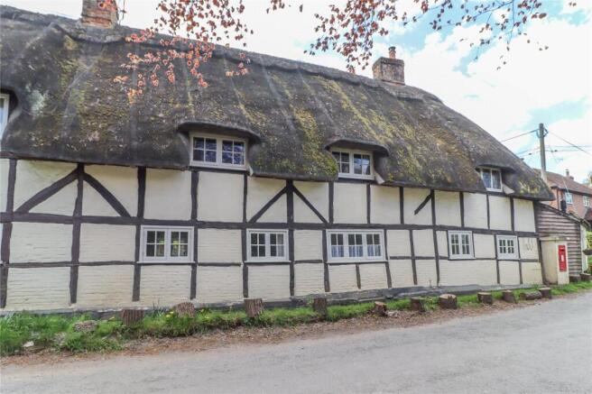 3 bed property, in Horsebridge Road, £625,000
