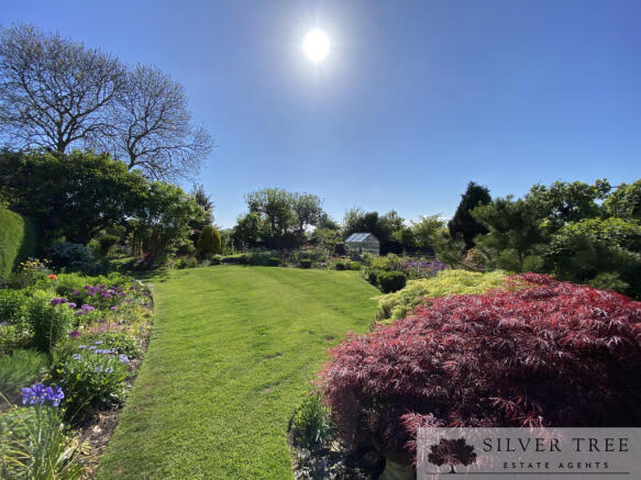 4 bed property, in Hungate, £460,000