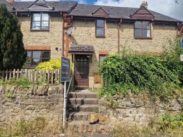 2 bed property, in Blissett Terrace, £247,500