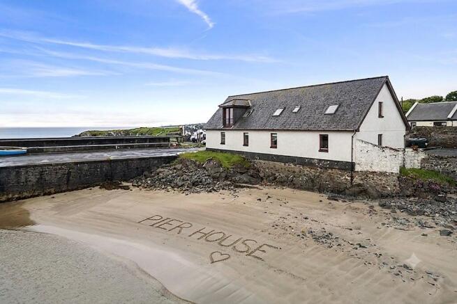 4 bed property, in Bruichladdich, £430,000