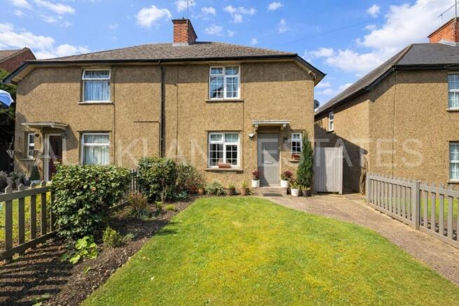 2 bed property, in Taylers Cottages, £499,995