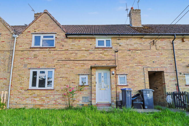2 bed property, in Windsor Lane, £112,500
