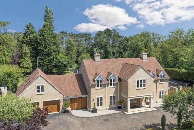 6 bed property, in Sawtry Road, £1,800,000