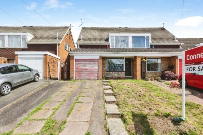 3 bed property, in Honeybourne Road, £205,000