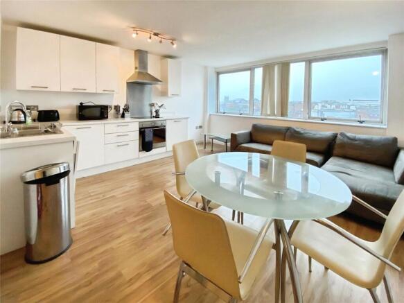1 bed property, in Huntingdon Street, £85,000