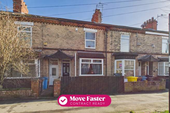 3 bed property, in Albert Avenue, £120,000