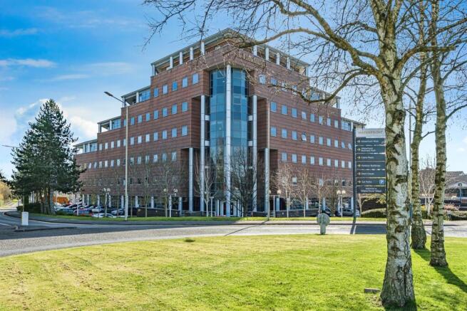 1 bed property, in Waterfront West, £87,500