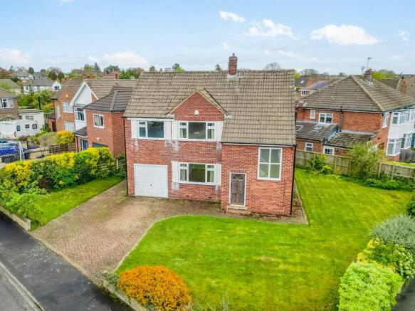 3 bed property, in Lynwood View, £425,000