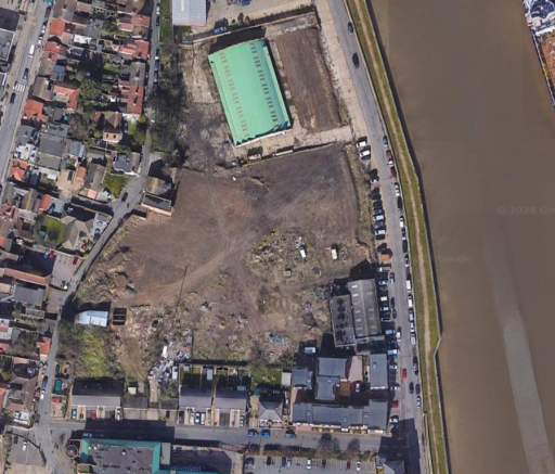 Land, in Riverside Road, £1,900,000