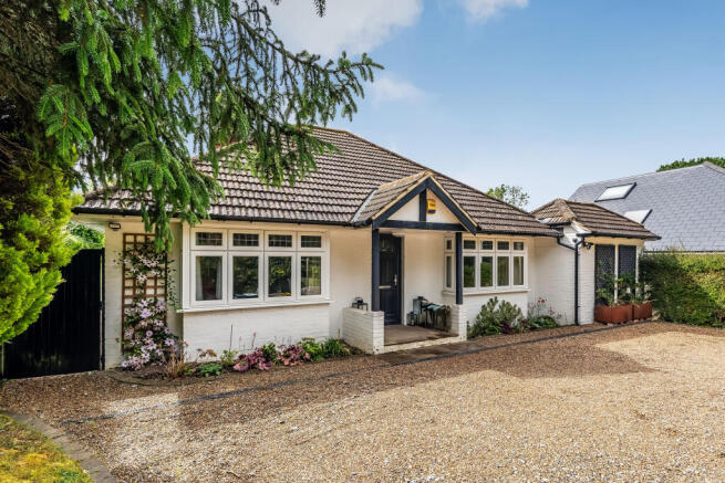 3 bed property, in Uckfield Lane, £750,000